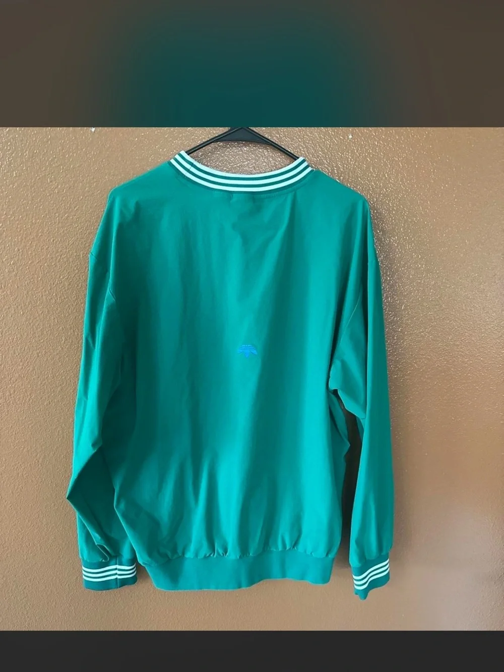 adidas Green Rollinglinks Crewneck Sweatshirt (windbreaker like material)